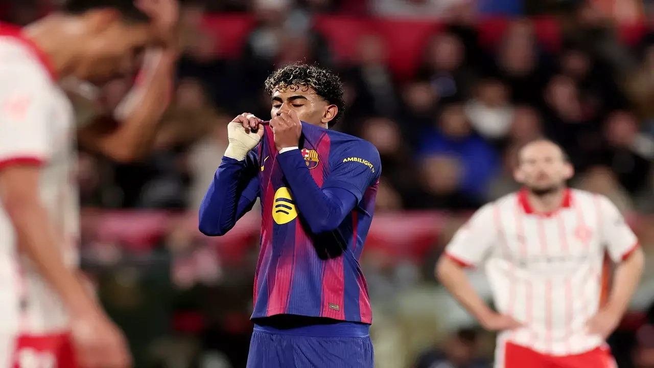 موقف حاسم.. مدرب برشلونة يوضح حقيقة صيام النجم لامين يامال في رمضان